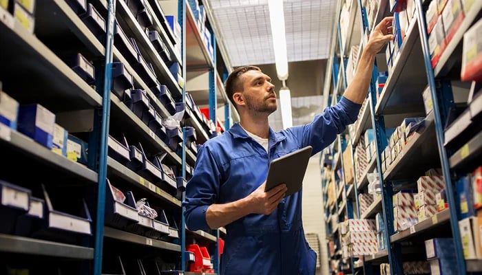 6 Ways to Improve the Efficiency of an MRO Warehouse