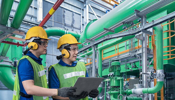 An Asset Equipment Dashboard Delivering Real-Time Insights on a SAP Mobile Plant Maintenance Platform