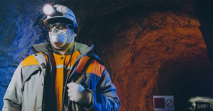 5 Challenges Confronting Mining Operations (and How Connected Worker Solutions Can Help)
