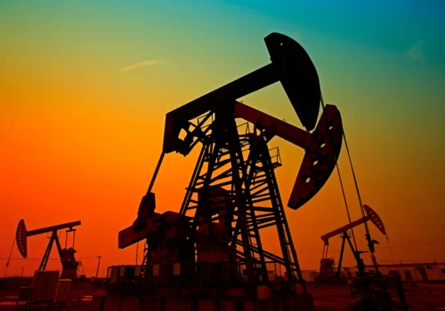 Greater Oil and Gas Safety and Uptime Using Digital Operator Rounds and Work Order Management